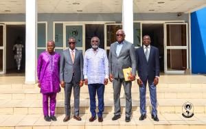 LE PROJET D’INTEGRATION DE L »EDUCATION A LA LUTTE CONTRE LA CORRUPTION DANS LES CURRICULA D’ENSEIGNEMENT ET DE FORMATION AU TOGO AU CŒUR DES ECHANGES ENTRE LE PRESIDENT DE L’UNIVERSITE DE LOME ET UNE DELEGATION DE LA HAPLUCIA
