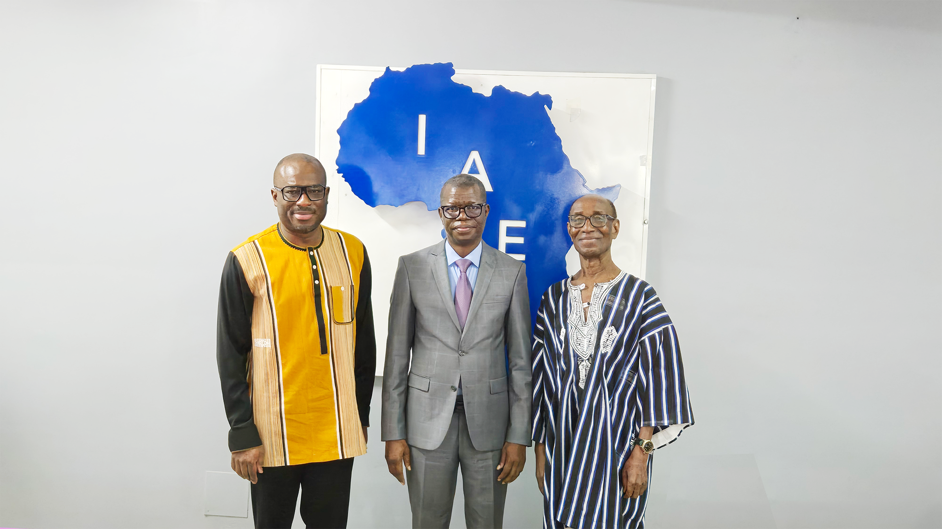 01-PR-HAPLUCIA-LOME-IAEC-120326