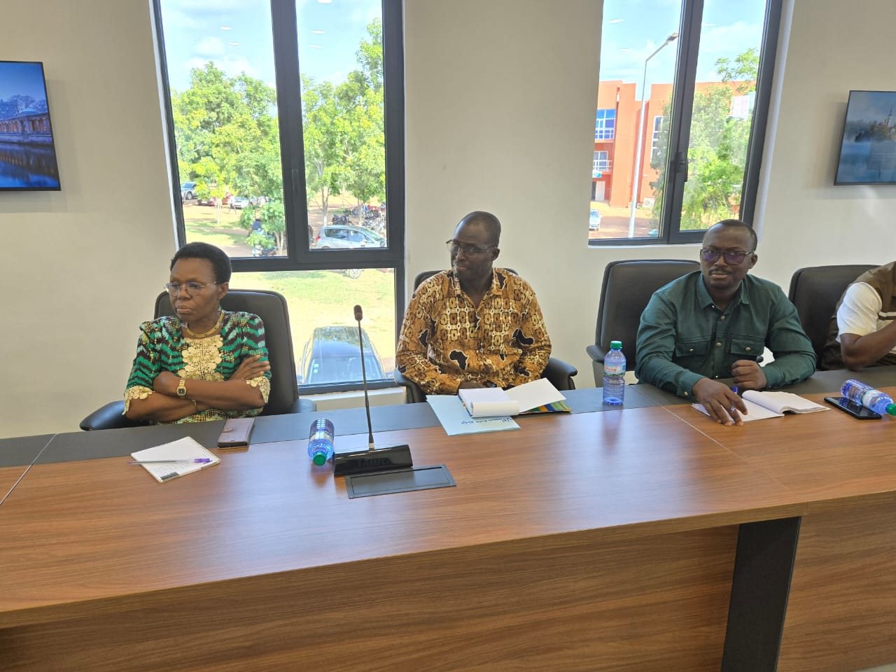 Enseignants-chercheurs et conférenciers du prétest présents à la cérémonie à l’Université de Kara.