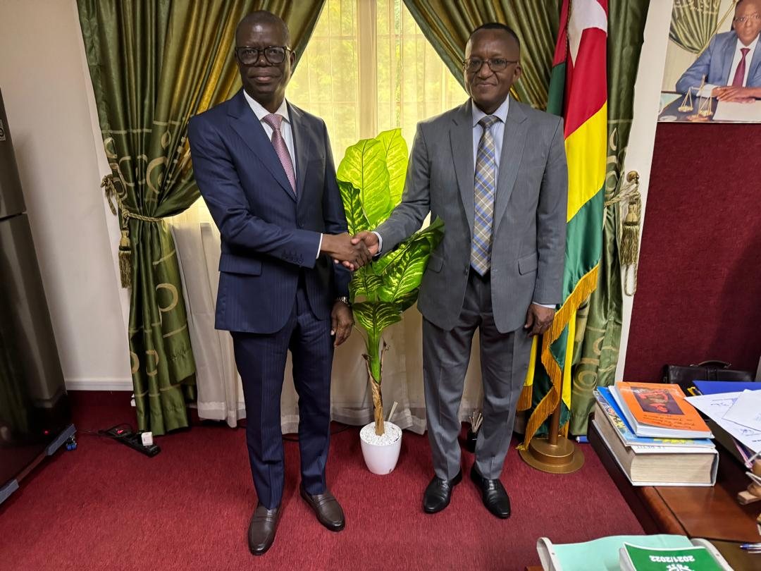 Le Président de la HAPLUCIA reçu par le Directeur général du CFPJ, le 6 août 2026 à Lomé.